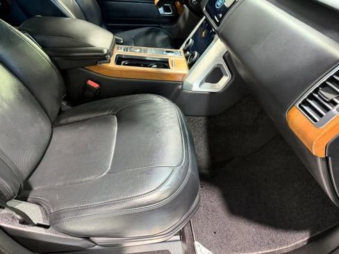 Used 2020 Land Rover Range Rover Long Wheelbase Autobiography AWD/4WD image 28