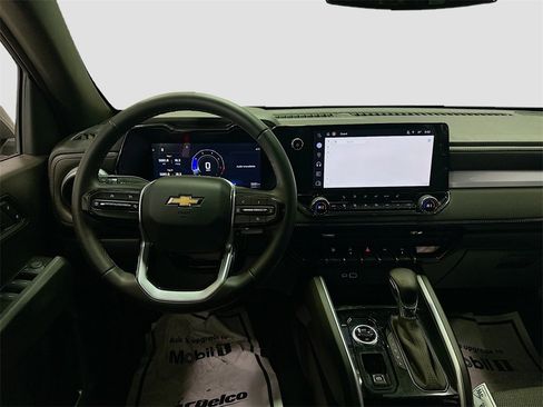 New 2024 Chevrolet Colorado LT w/ LT Convenience Package II image 24