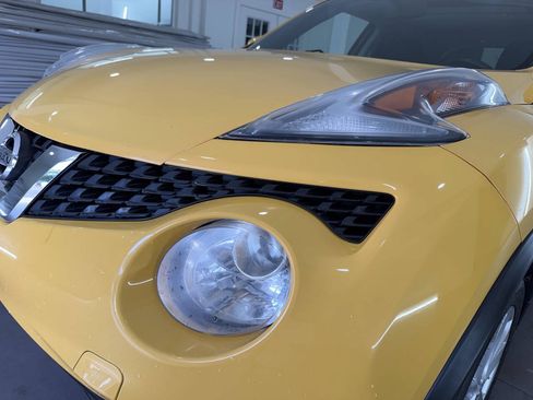 Used 2015 Nissan Juke SV w/ Technology Package AWD/4WD image 9