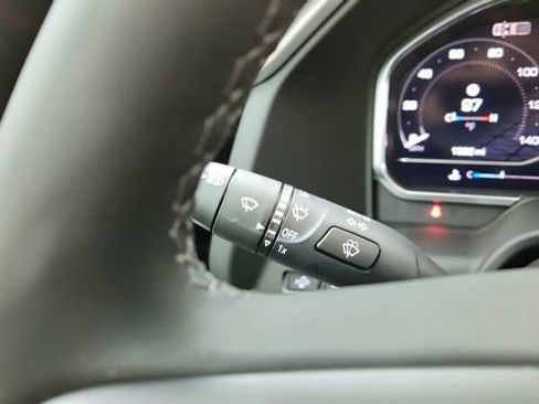 Used 2025 GMC Sierra 3500 Denali w/ Denali Reserve Package image 44