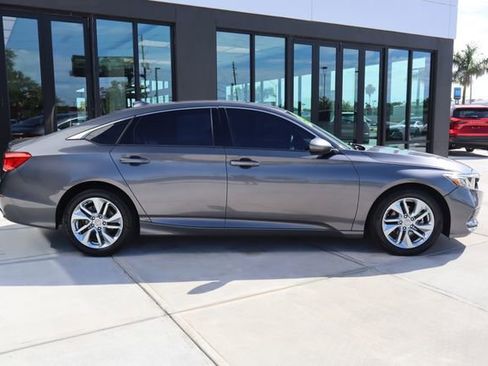 Used 2018 Honda Accord LX image 2