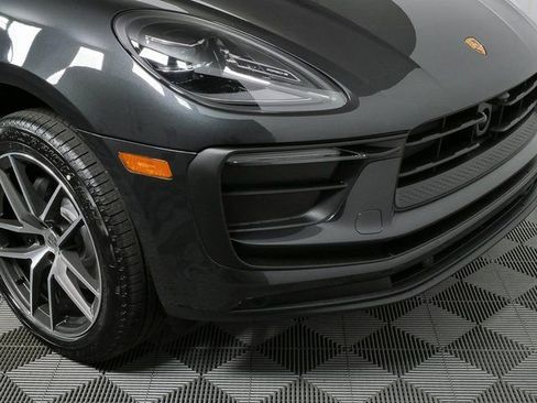 New 2026 Porsche Macan AWD image 36