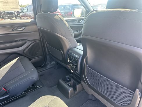 New 2025 Jeep Grand Cherokee L Laredo w/ Luxury Tech Group I image 26