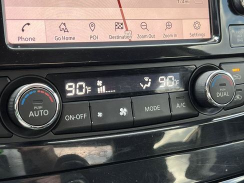 Used 2021 Nissan Maxima 3.5 SV w/ Floor Mat Group FWD image 31