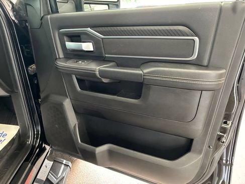 Certified 2025 RAM 2500 Big Horn AWD/4WD image 41