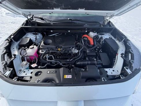 Used 2023 Toyota RAV4 Limited image 32