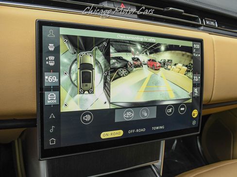Used 2025 Land Rover Range Rover SE AWD/4WD image 15
