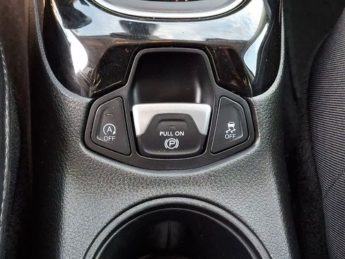 Used 2017 Jeep Compass Limited w/ Navigation Group image 25