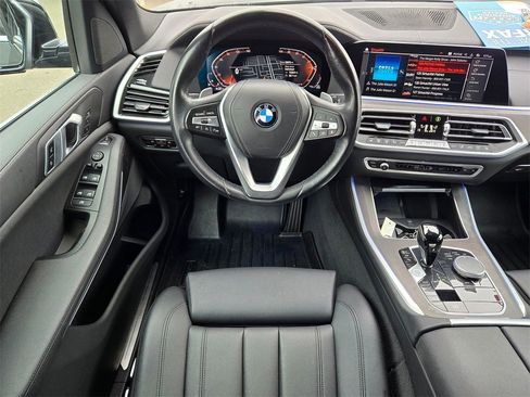 Used 2022 BMW X5 xDrive40i w/ Parking Assistance Package image 8