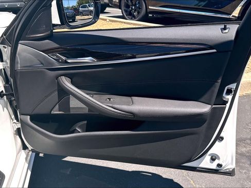Certified 2023 BMW 540i w/ M Sport Package RWD image 30