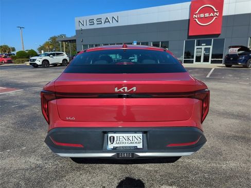 Used 2025 Kia K4 LXS image 5