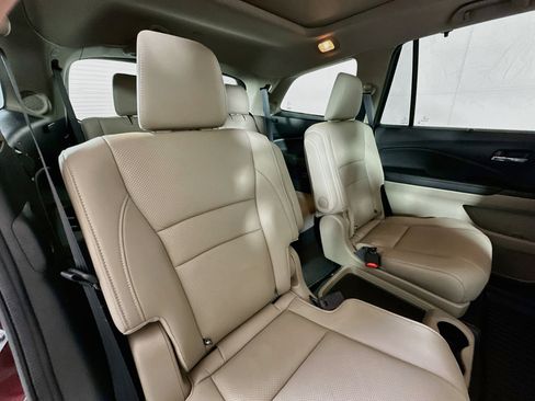 Used 2021 Honda Pilot Elite image 29