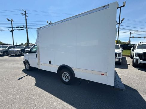 New 2025 GMC Savana 3500 w/ Power Convenience Package RWD image 10