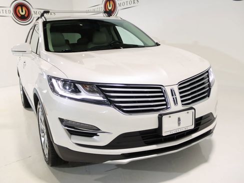 Used 2017 Lincoln MKC Select w/ Lincoln MKC Climate Package image 22