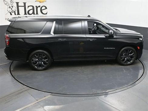 Certified 2023 Chevrolet Suburban High Country image 41