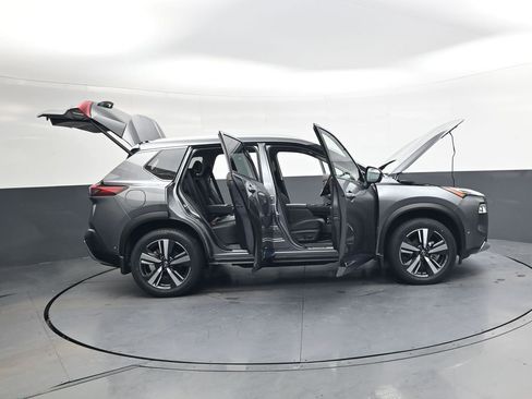 Used 2023 Nissan Rogue Platinum w/ Platinum Premium Package image 44