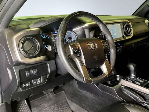 Used 2021 Toyota Tacoma Limited w/ Nightshade Package image 18