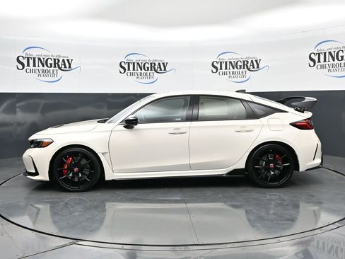 Used 2025 Honda Civic Type R image 4