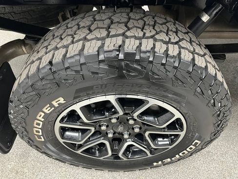 Used 2023 Ford F150 XLT w/ Equipment Group 302A High AWD/4WD image 17