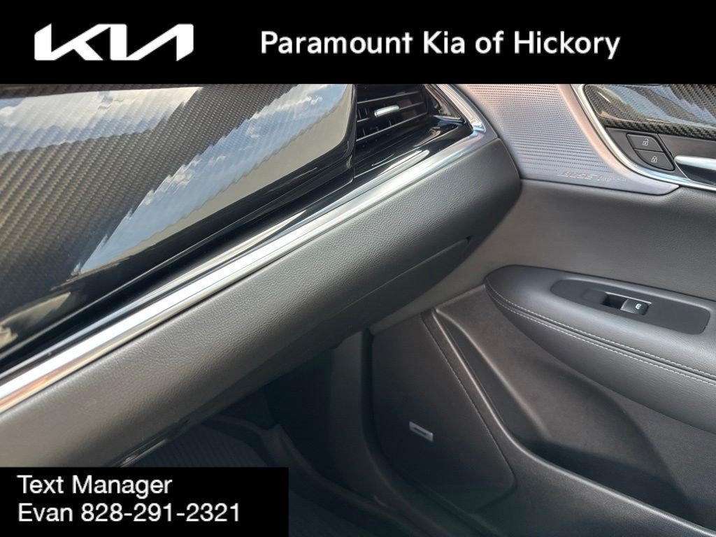 Used 2020 Cadillac XT6 Sport AWD/4WD image 29