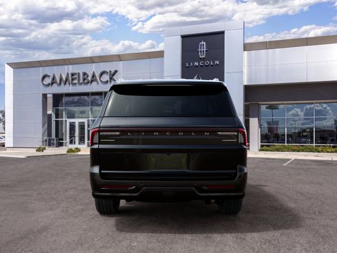 New 2027 Lincoln Navigator L Reserve AWD/4WD image 32