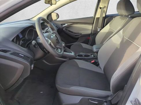 Used 2013 Ford Focus SE FWD image 11