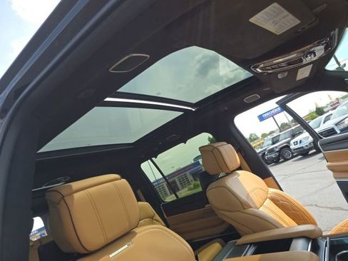 Used 2024 Jeep Grand Wagoneer L Series III w/ Rear Seat Video Group 1 AWD/4WD image 58