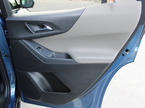 New 2026 Chevrolet Equinox LT w/ Convenience Package II image 45