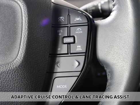 Used 2023 Toyota bZ4X AWD w/ Weather Package image 4