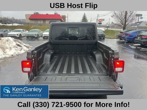 Used 2025 Jeep Gladiator Sport image 50