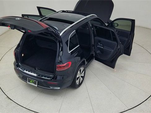 Used 2024 Mercedes-Benz EQB 250+ w/ Driver Assistance Package image 87