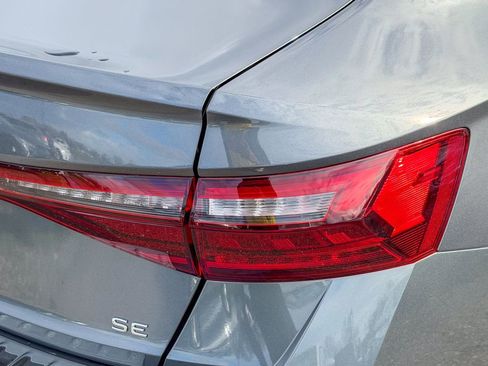 New 2026 Volkswagen Jetta SE image 7