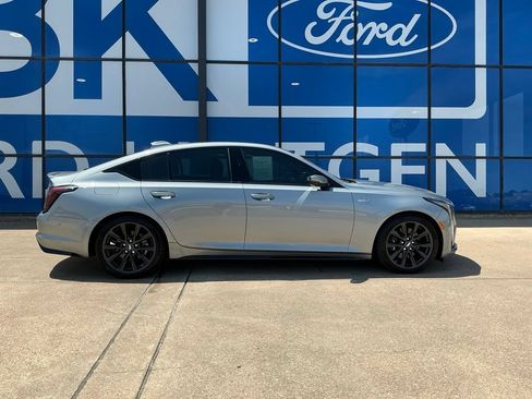 Used 2025 Cadillac CT5 V w/ Technology Package RWD image 4