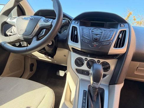 Used 2012 Ford Focus SE image 25