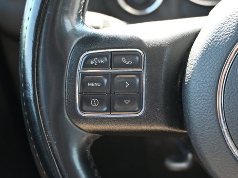 Used 2018 Jeep Wrangler Unlimited Sport S AWD/4WD image 26