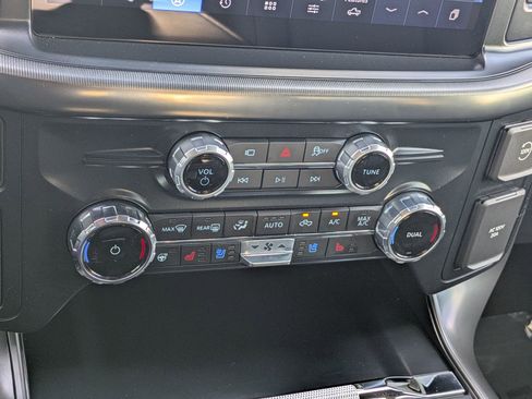 Used 2025 Ford F150 Lariat w/ Equipment Group 501A Mid image 15