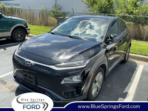 Used 2020 Hyundai Kona Limited FWD image 1