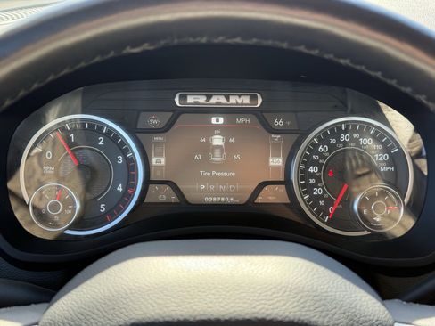 Used 2024 RAM 2500 Laramie image 18