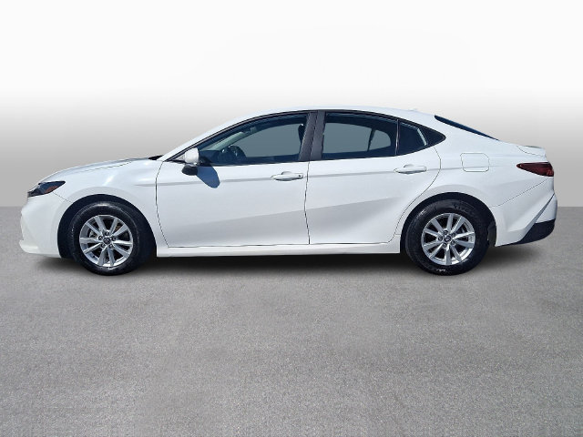Used 2025 Toyota Camry LE FWD image 7