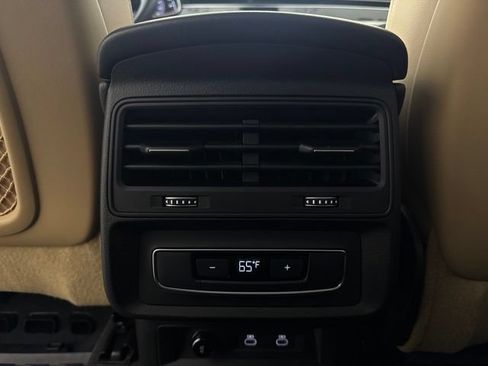 Used 2025 Audi Q7 2.0T Premium AWD/4WD image 37