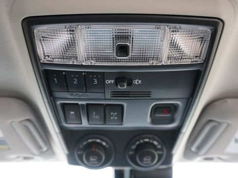 Used 2024 Toyota 4Runner TRD Off-Road Premium w/ Off Road Premium Plus Package AWD/4WD image 17
