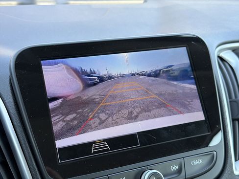 Used 2024 Chevrolet Malibu LT image 17