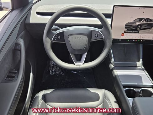 Used 2026 Tesla Model Y 2WD image 13