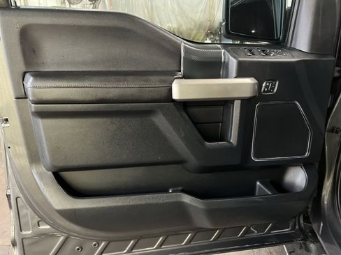 Used 2019 Ford F150 Lariat w/ Equipment Group 502A Luxury image 14