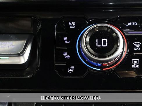 Used 2024 GMC Sierra 1500 Denali Ultimate AWD/4WD image 12