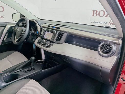 Used 2014 Toyota RAV4 LE FWD image 31