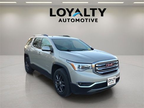 Used 2017 GMC Acadia SLT image 7