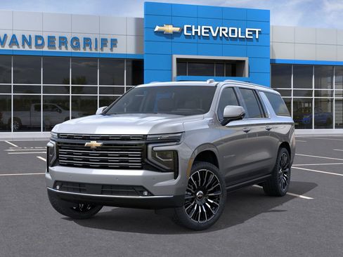 New 2026 Chevrolet Suburban High Country image 32