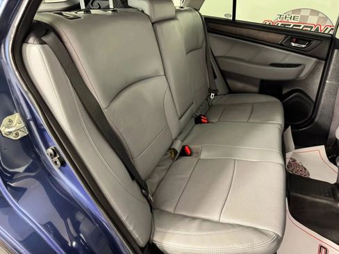 Used 2019 Subaru Outback 2.5i Limited w/ Popular Package #2 image 38