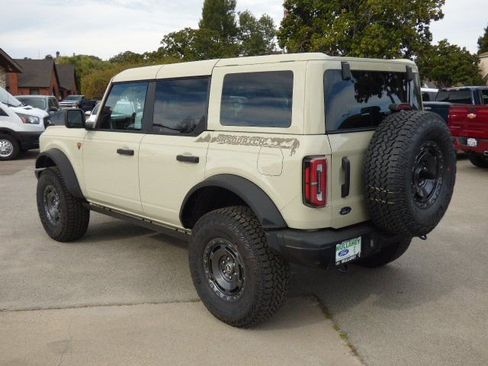 New 2025 Ford Bronco Badlands w/ Sasquatch Package image 5